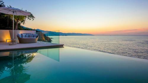 New Oceanfront Luxury Villa In Puerto Vallarta