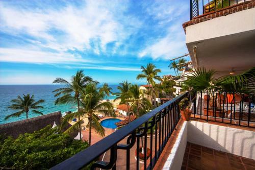 Apartamento Condominio Alexa - Right On The Beach