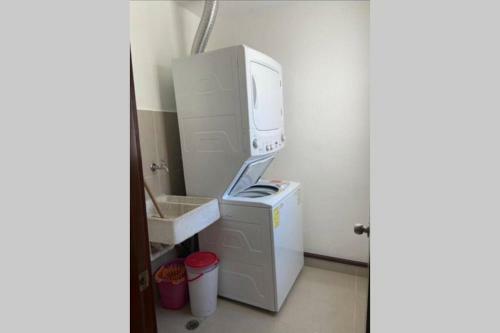 Apartamento Lux Condo. 2 Pools-gym-beach-5th Ave.parking