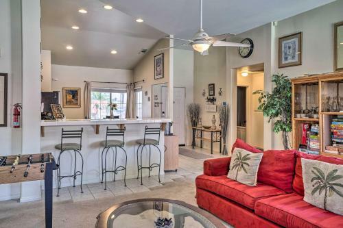 Desert Hot Springs Retreat With Pool And Grill!