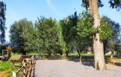Stunning Home In Knesselare With 3 Bedrooms