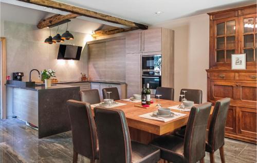 Stunning Home In Knesselare With 3 Bedrooms
