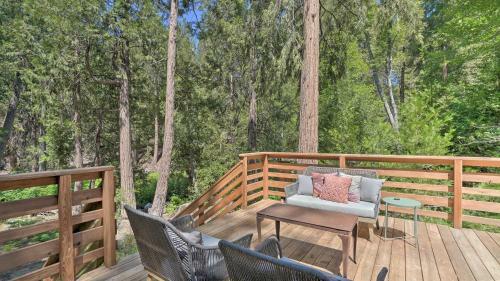 Rustic, Forested Cabin With Wraparound Deck!