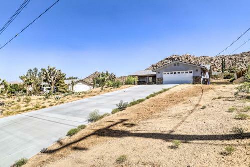 Desert Getaway With Mtn Views Near Joshua Tree!