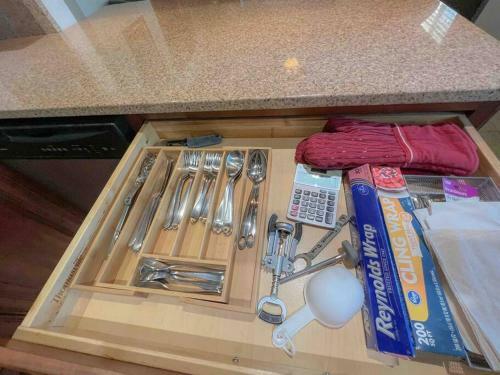 Apartamento Cozy Condo 1bd + Bonus/office Room (Long Term)