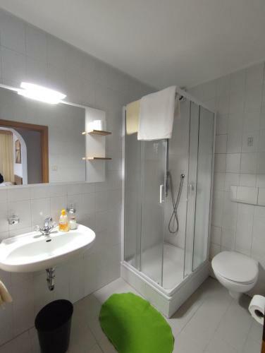 Hostal Garni Hattlerhof B&B