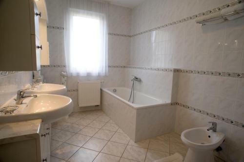 Marianna Apartmanh�z