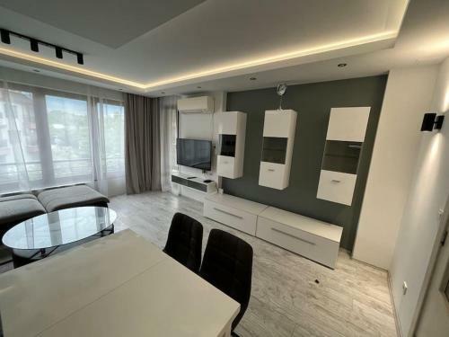 Cite Jardin Apart @ 2 Bedroom Apartment
