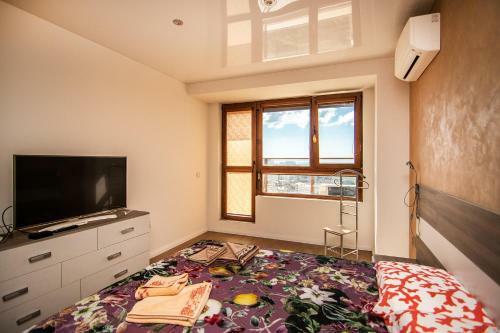 Varna Sky Apartment 2 Br With Parking And Netflix
