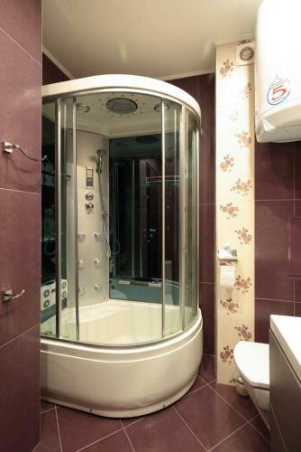 Lovely 1bd Apartment With Pool View In Golden Sands
