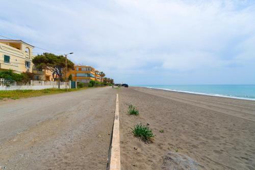 Estupendo Apartamento En Segunda L�nea de Playa