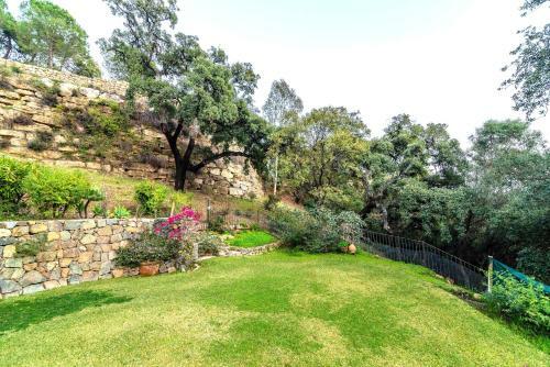 Villa 7 Bedrooms Tropical Castle. Full Privacy. Panoramic Views. Heated Pool