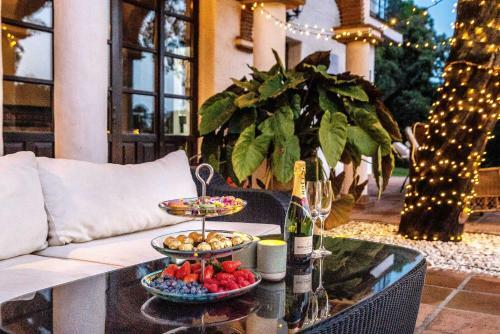 Villa 7 Bedrooms Tropical Castle. Full Privacy. Panoramic Views. Heated Pool