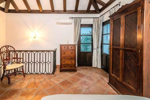 Villa 7 Bedrooms Tropical Castle. Full Privacy. Panoramic Views. Heated Pool
