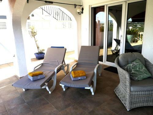 Villa Casa Karma, 3 Bedroom, Private Pool, Air Con,wifi