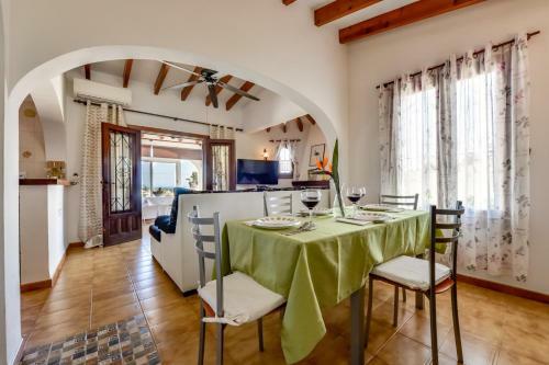 Villas Guzman - Miguel