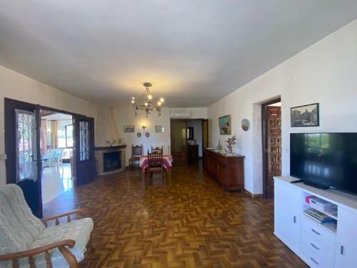 At349 Villa Andromeda
