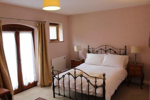 Hostal Holly Lodge Country Guest House