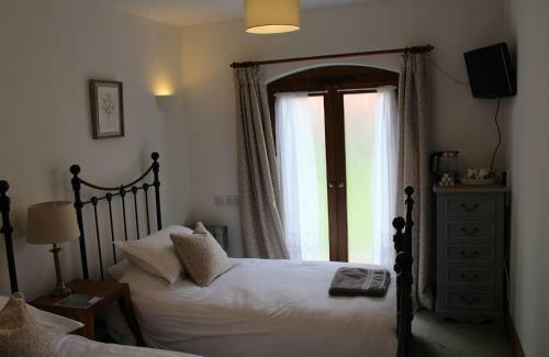 Hostal Holly Lodge Country Guest House