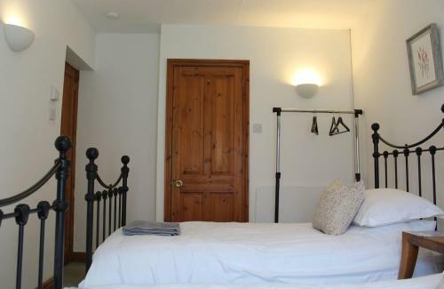 Hostal Holly Lodge Country Guest House