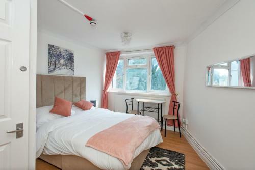 Motel Studio Apartment By Rajmoni Retrearts