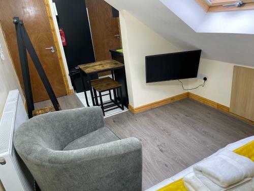 Apartamento City Road Birmingham Studios From Oofy With En-suites