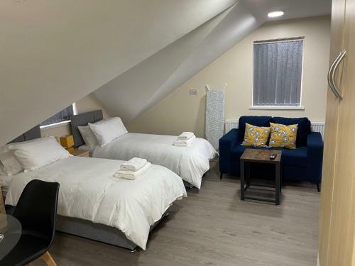 Apartamento City Road Birmingham Studios From Oofy With En-suites