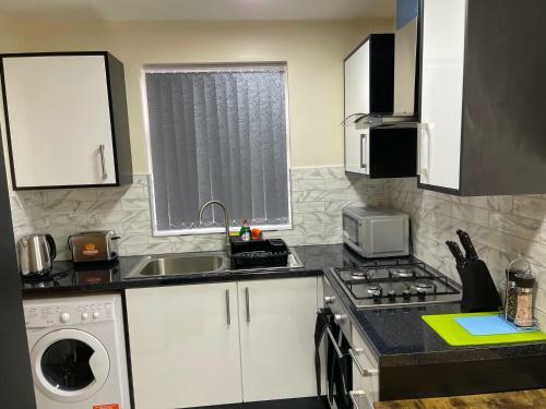Apartamento City Road Birmingham Studios From Oofy With En-suites