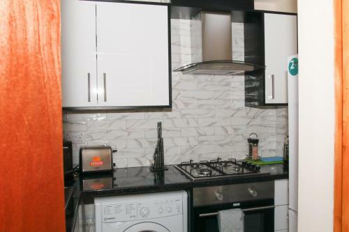Apartamento City Road Birmingham Studios From Oofy With En-suites