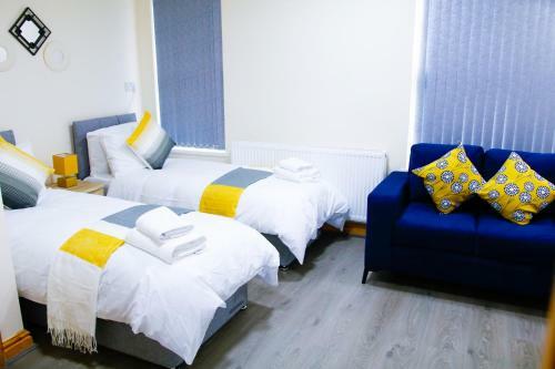 Apartamento City Road Birmingham Studios From Oofy With En-suites