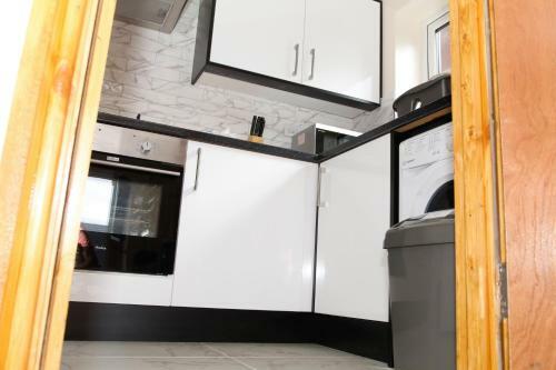 Apartamento City Road Birmingham Studios From Oofy With En-suites