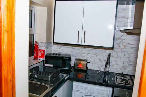 Apartamento City Road Birmingham Studios From Oofy With En-suites