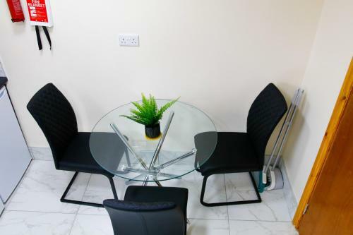 Apartamento City Road Birmingham Studios From Oofy With En-suites