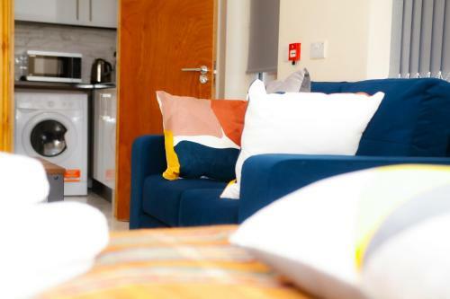 Apartamento City Road Birmingham Studios From Oofy With En-suites