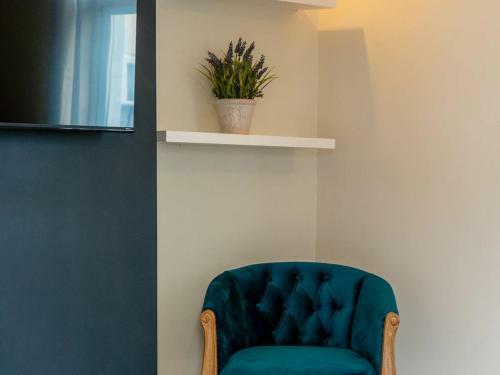 Amprenta House- Gorgeous Interior Designed 3 Bedroom Home