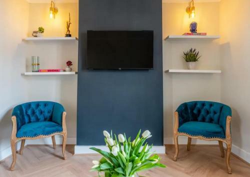 Amprenta House- Gorgeous Interior Designed 3 Bedroom Home