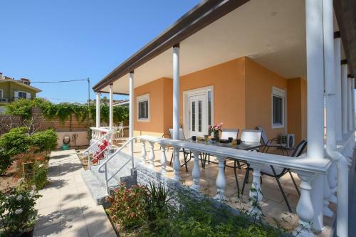Art Garden House - 500m From The Beach