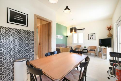 Art Garden House - 500m From The Beach