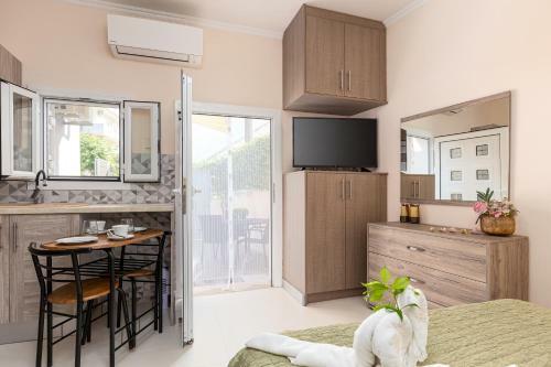 Apartamento Fouki Studio Ipsos Beach