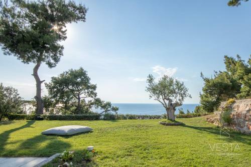 Blue Horizon Villa, Amazing Sea & Forest Views
