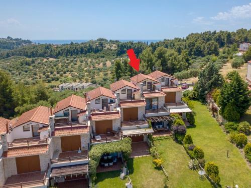Villa Luxurious 3-bdrm Maisonette With Sea Views