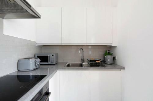 Apartamento Beautiful One Bedroom By The Beach With Parking!