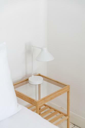 Central Quiet Cottage. Walk To Shops, Bars & Beach
