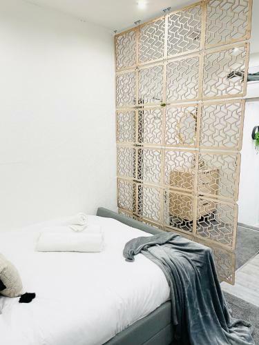 Lovely Estelle Studio Apartment By Citynest