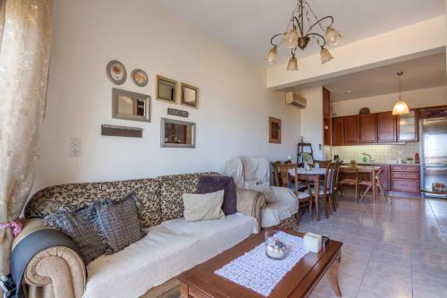 Comfortable Apartment For 3 Ppl With Sea View