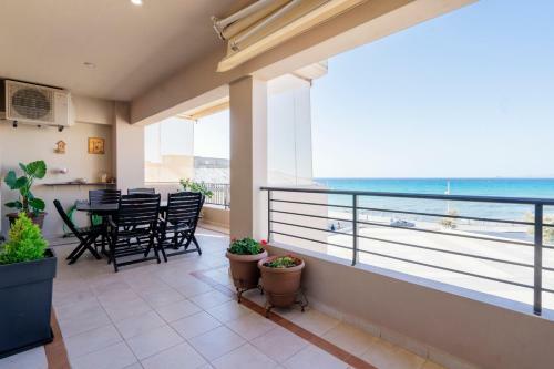 Sergio Sea View Apartment