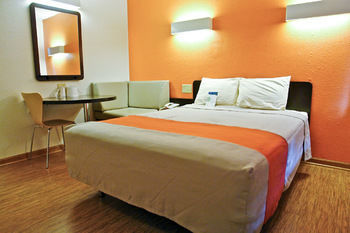 Motel 6 Oshkosh