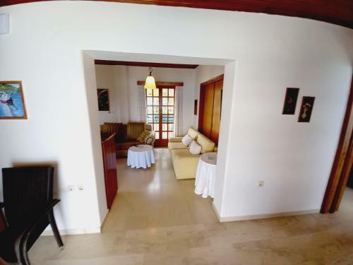 Ekie Apartment 2 With Sea View
