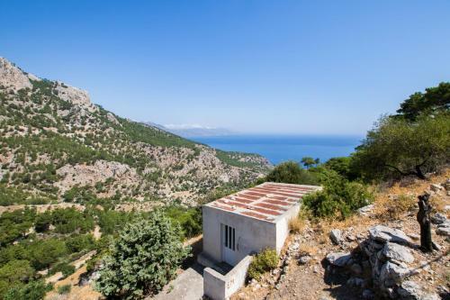 Mertonas View House