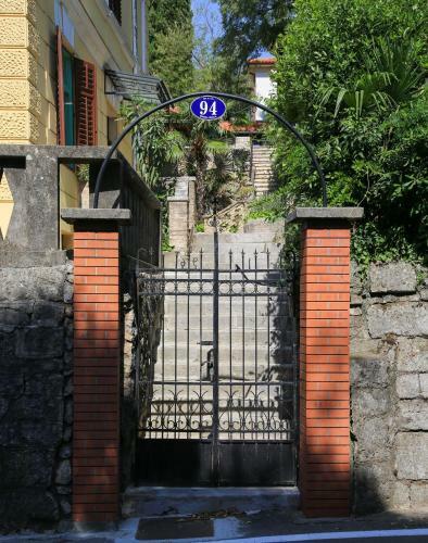 Villa Carlotta Seaside Apartment, Lovran - Opatija